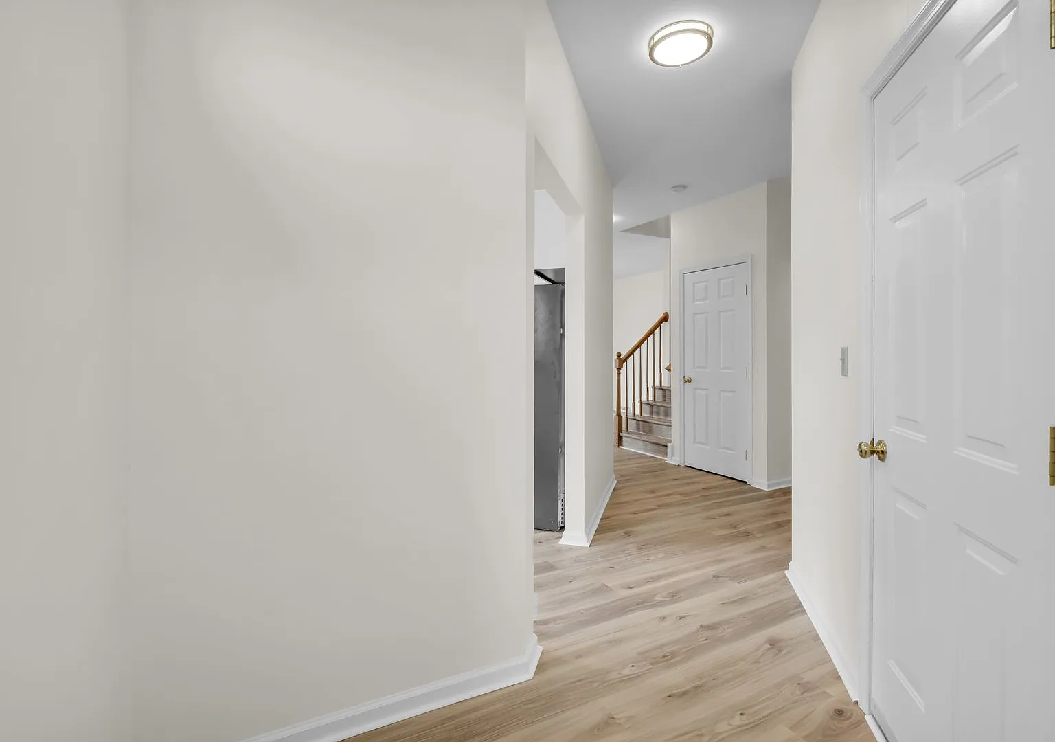 Beautifully Renovated 3 Bedroom 2.5 Bath Home in Desirable Wynne Field Estates — Photo 4