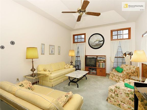 3rd image of 9157 W 121st St