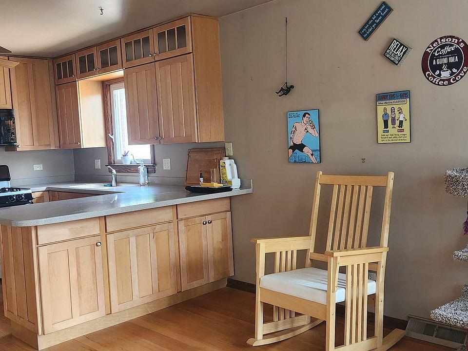 2nd image of 1039 Walter Ave