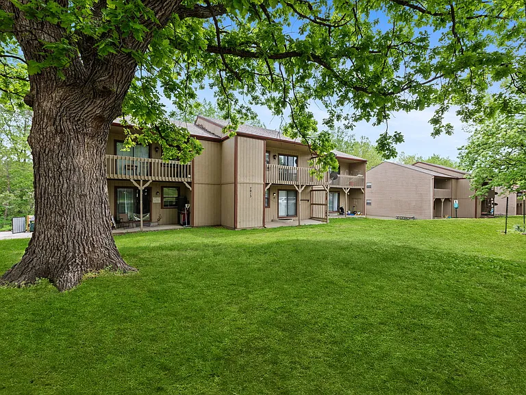 7009 N Chas Dr — Photo 23