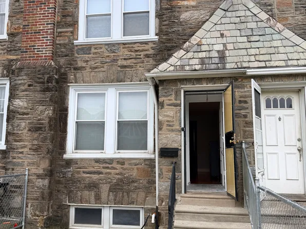3044 Knorr St, Philadelphia, PA 19149