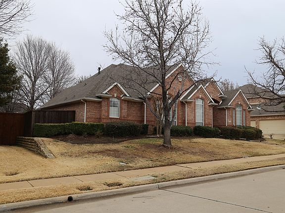 2nd image of 3010 Woodhollow Dr