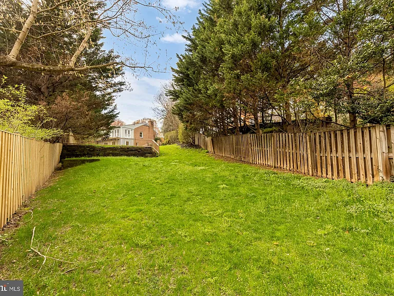 5001 Overlea Ct — Photo 41