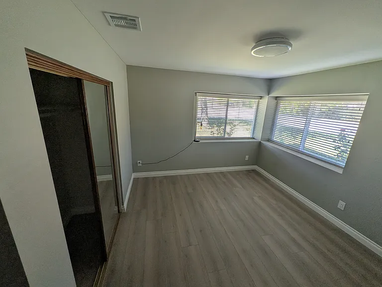 626 W Camino Real Ave — Photo 5