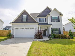 1253 Yellowwood Dr, Aberdeen, NC 28315