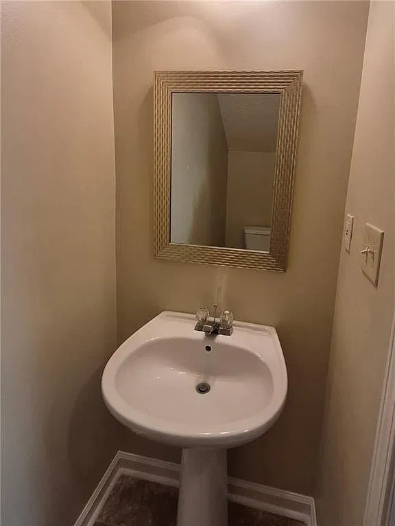 2 bed, 2.5 bath, 1350 sqft, $1,450 — Photo 4