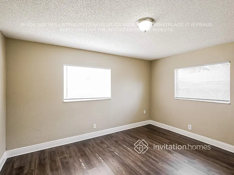 225 NW 78th Ter — Photo 13