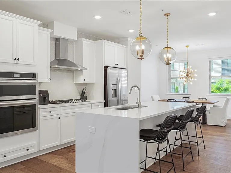 6543 Beacon Dr — Photo 14
