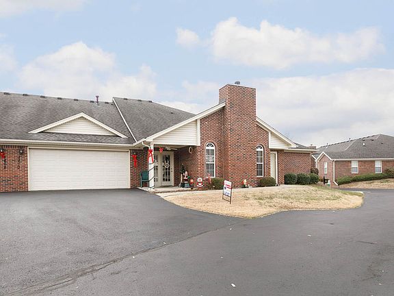 3rd image of 5210 Sand Wood Ln