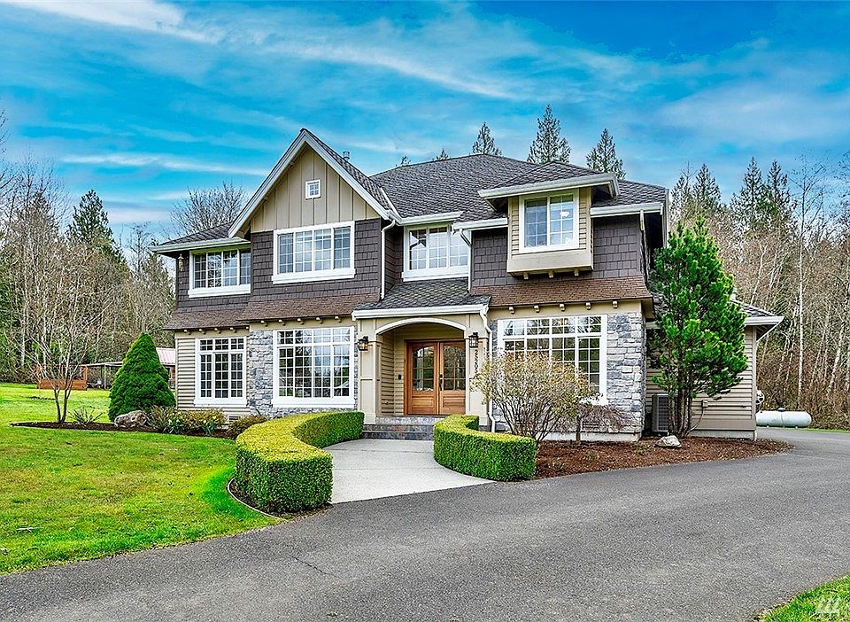 Masterfully Updated And Meticulously Maintained Union Hill Home. The Amenities Found At This Wonderful Estate Are Seldom Found At Any Other Property. Scroll Through The Photos And Read The Captions To Get A  Peek Of A Few Features Found At The Wonderful Estate Property.