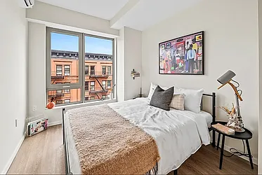 Rented by Living New York