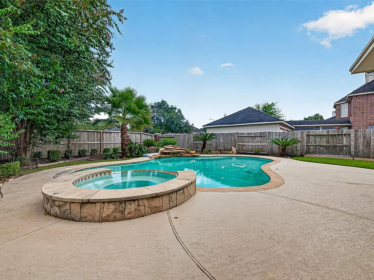 1715 Lake Quitman Dr — Photo 48