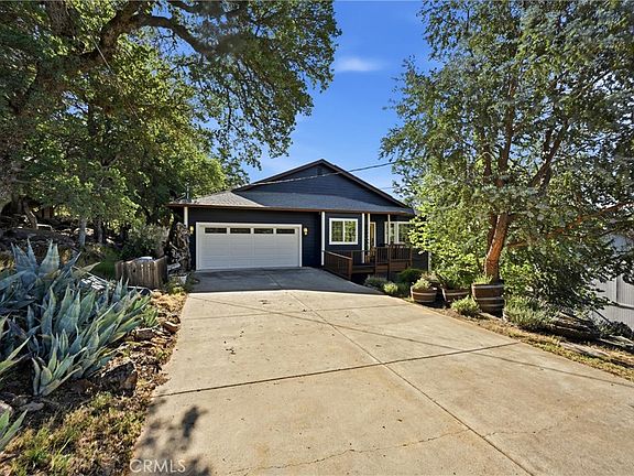 2nd image of 19345 Moon Ridge Rd