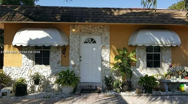 2617 NW 19th Ave — Photo 1