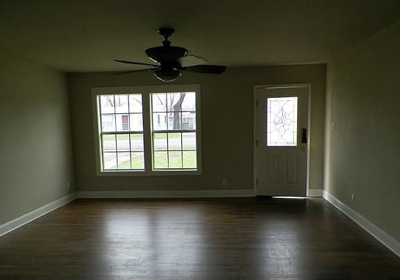 4th image of 310 Freeman Dr