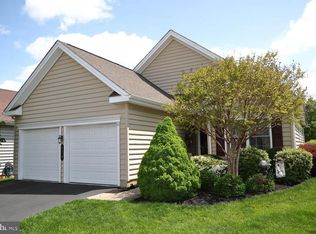 629 Thoreau Dr, Mount Joy, PA 17552