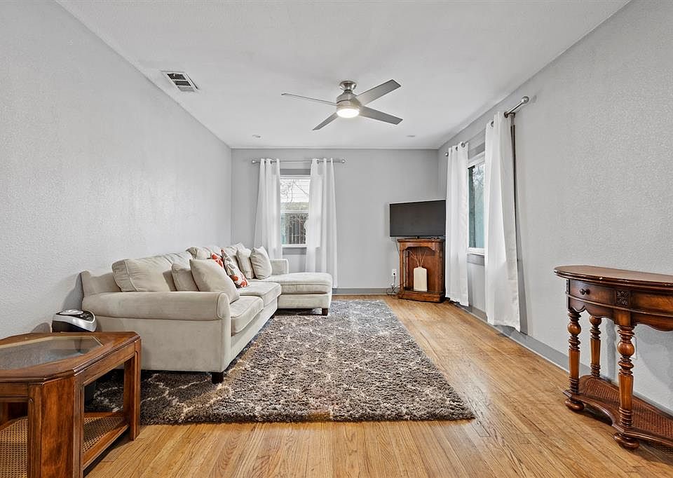 1102 Nolte Dr, Dallas, TX 75208 MLS 20273938 Zillow