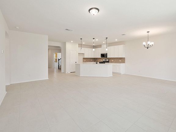 4th image of 1716 River Plateau Dr