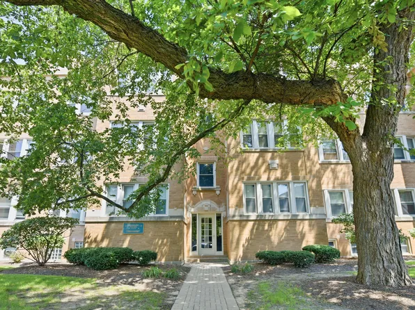 4051 N Southport Ave #2, Chicago, IL 60613