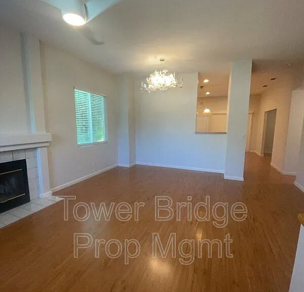 1515 Knight Ct — Photo 7