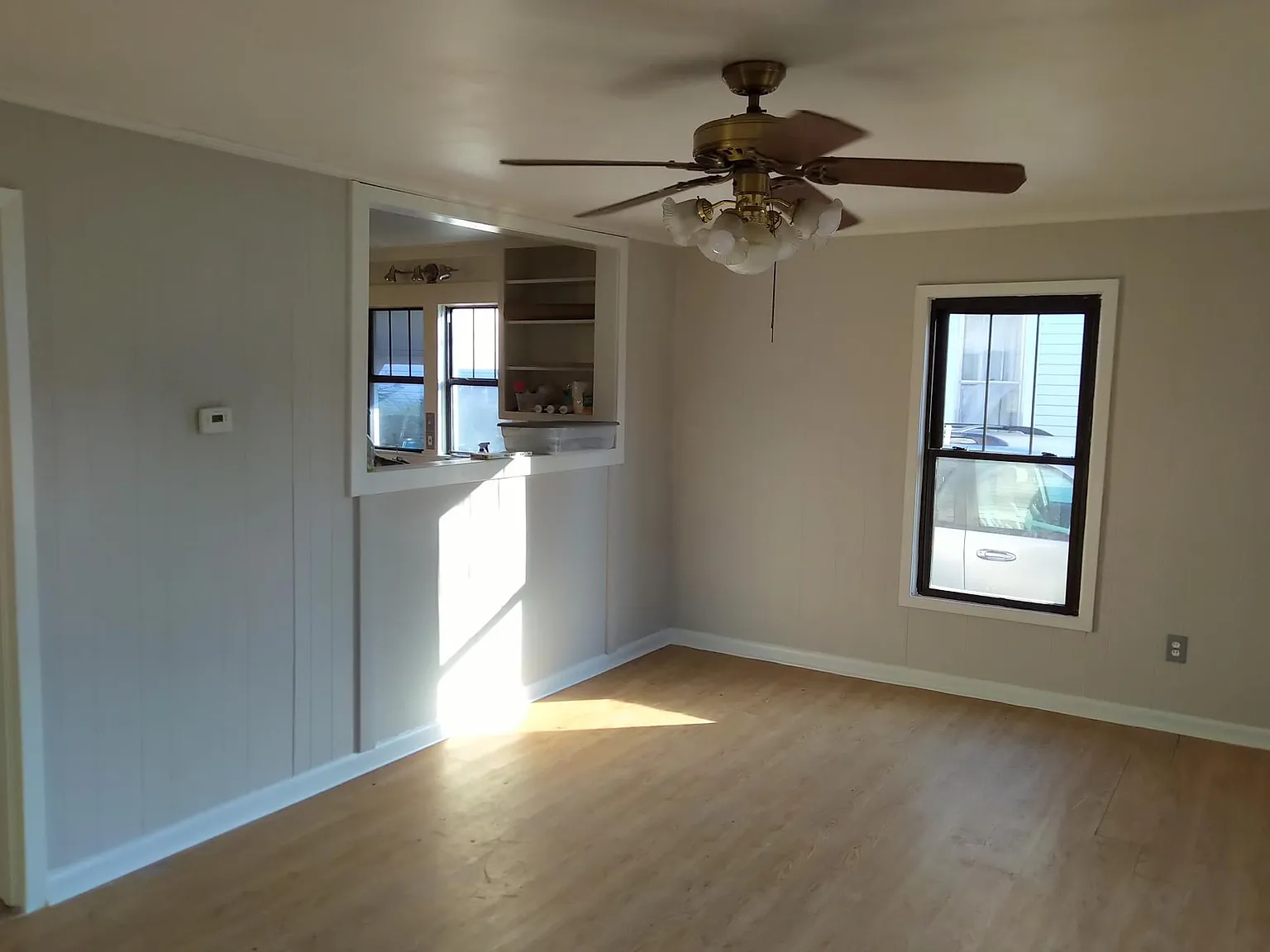 718 W Monroe Ave — Photo 4