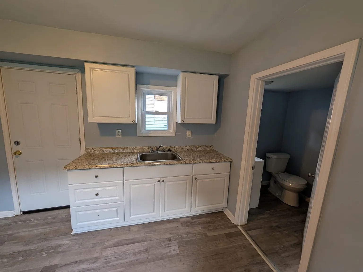 60 Warren Avenue - 2 — Photo 4