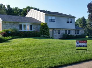 3636 Heather Rd, Huntingdon Valley, PA 19006