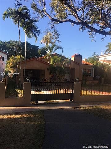 1st image of 520 Alcazar Ave