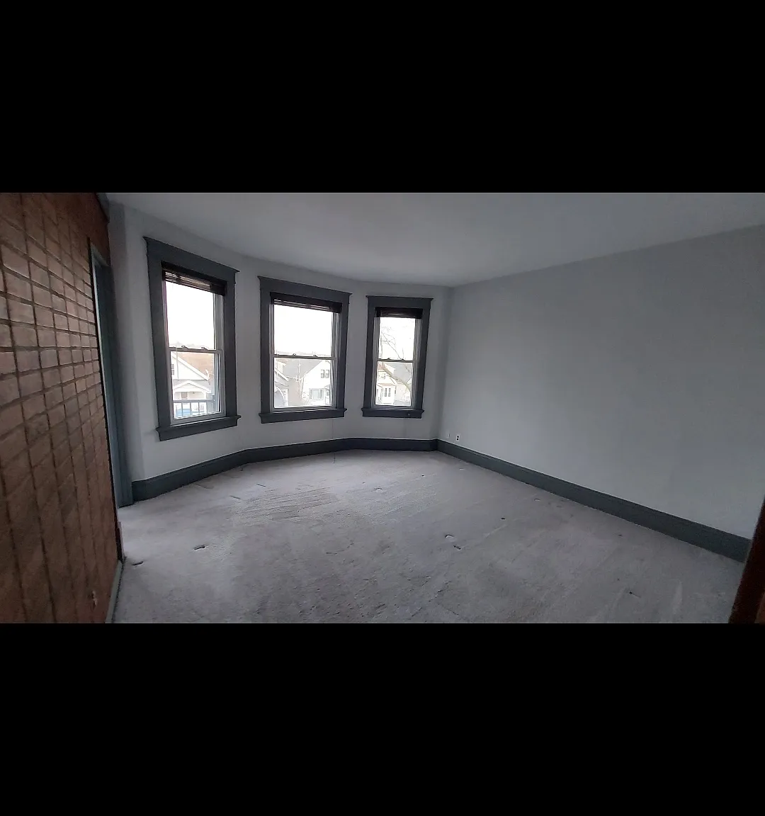 2 bed, 1000 sqft, $1,449 — Photo 4