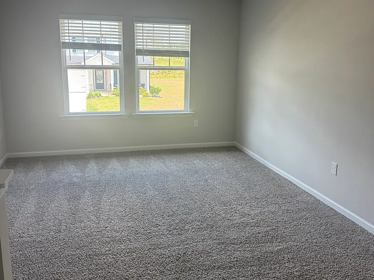 14 Warwick Ct — Photo 7