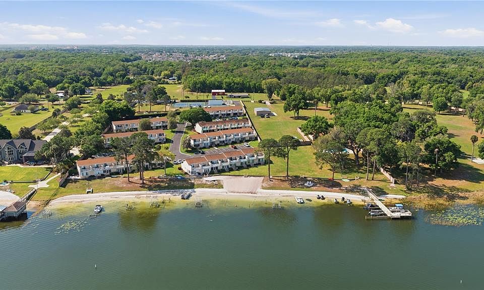 1st image of 11001 SE Sunset Harbor Rd #H-49