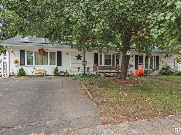 10 Eagle Court, East Hartford, CT 06118