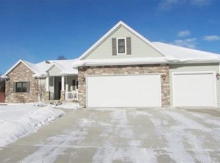 2918 44th St, Two Rivers, WI 54241