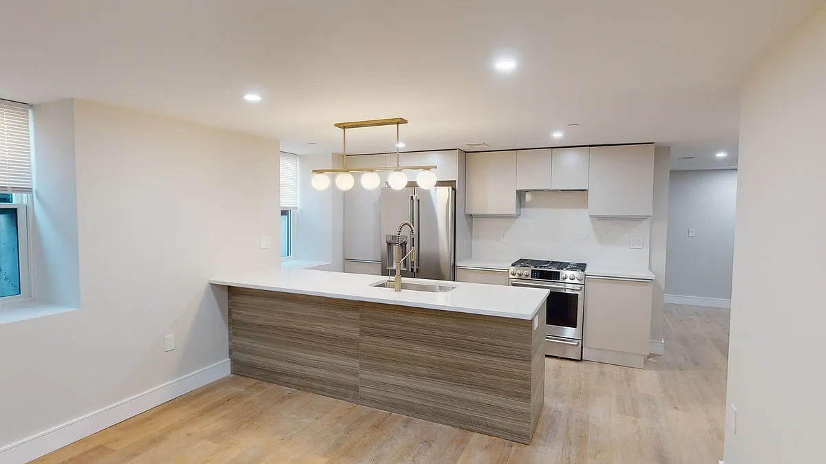 Building Photo - 93 Williston Rd #1