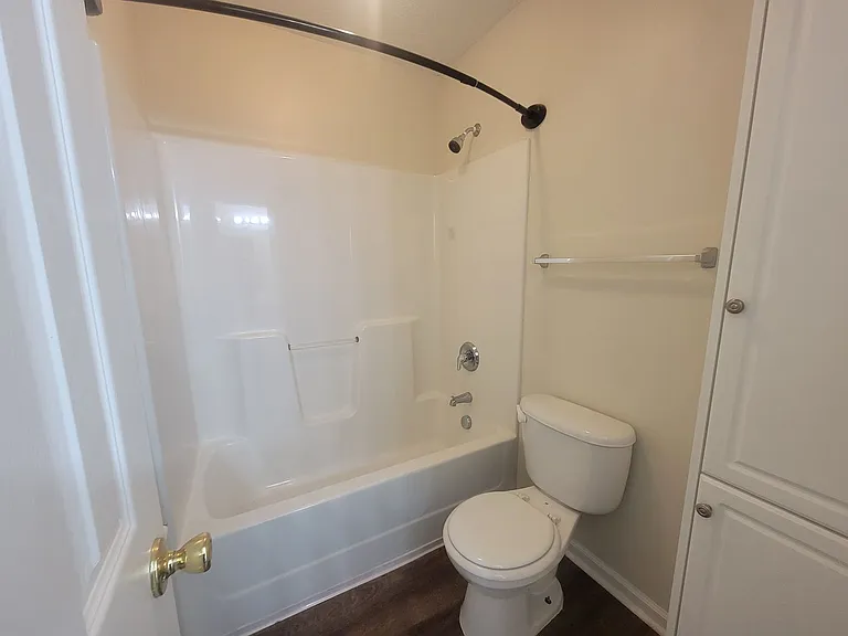 1406 Anna Way — Photo 14