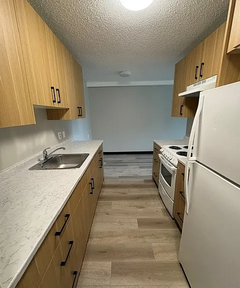 432 Huntsville Cres NW #109 — Photo 6