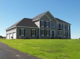 58 Currier Rd, Pelham, NH 03076