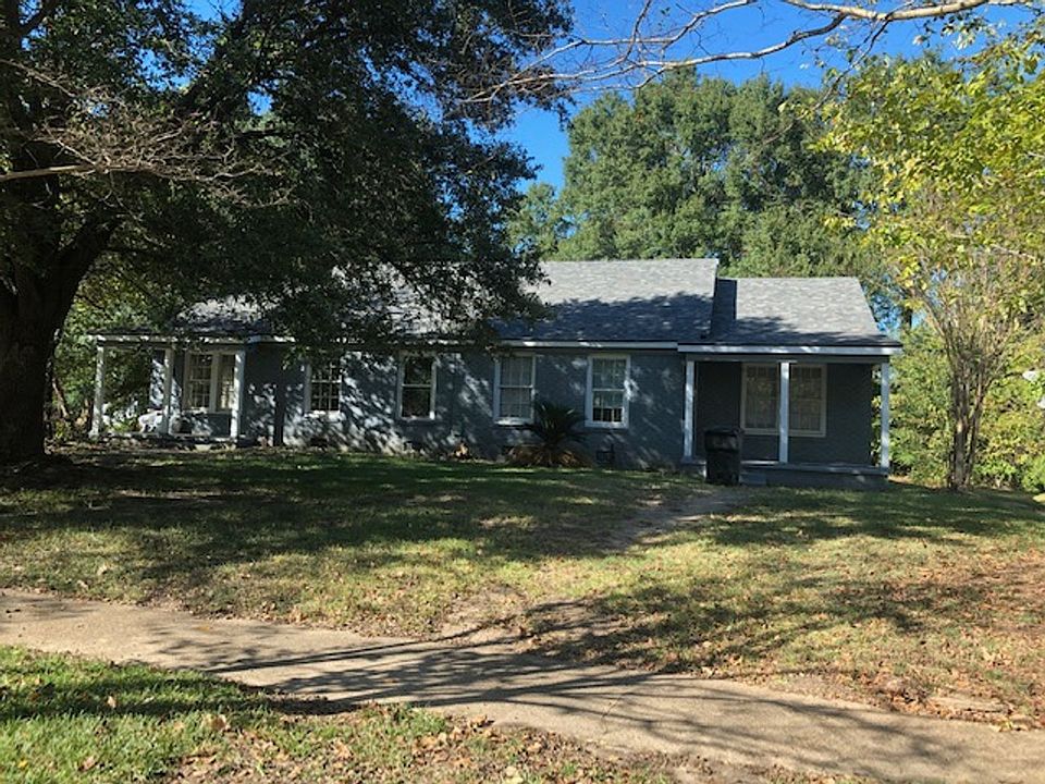 1st image of 104 Merrick St