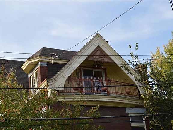 2nd image of 243 Fisk St