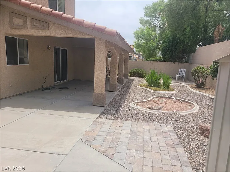 4013 Forest Knoll Ln — Photo 9