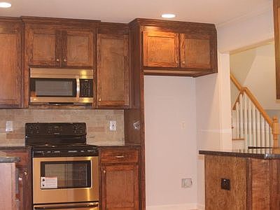 5th image of 3745 Hickory Pl SE