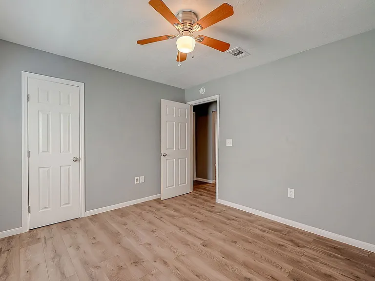 6823 Goforth St — Photo 19
