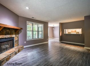 1010 Dassow Ct, Alpharetta, GA 30009