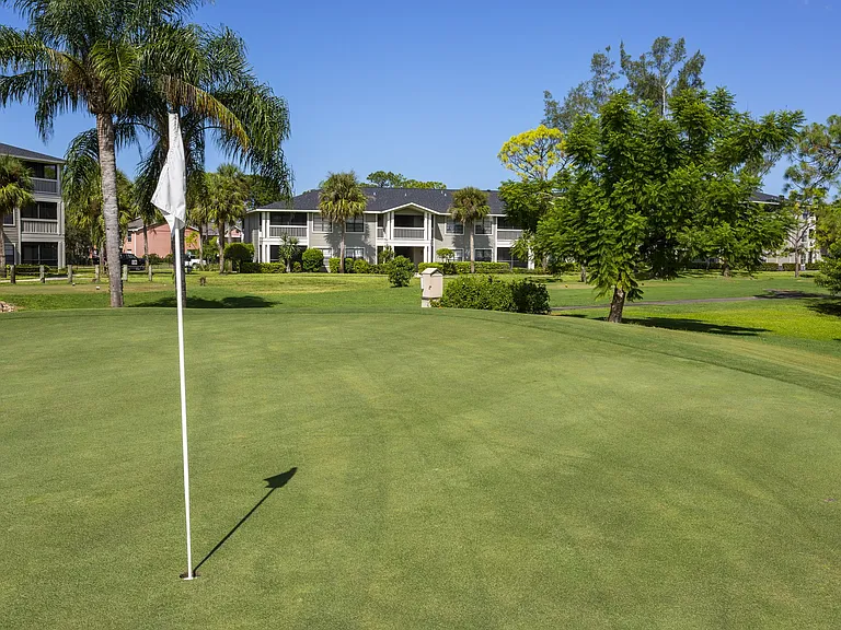 Belvedere at Quail Run — Photo 22