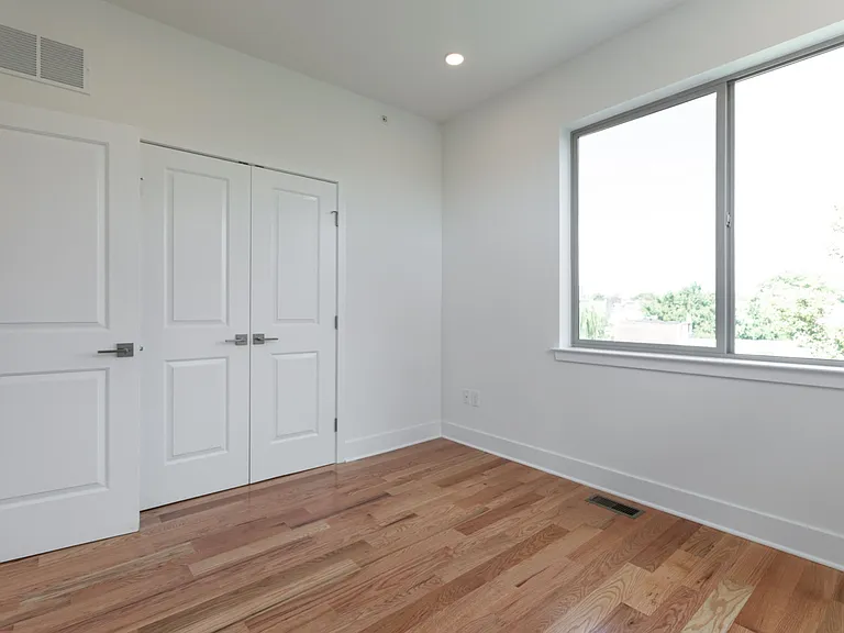 505 W Norris St #22 — Photo 11