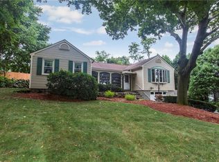 39 Marie Anne Ct, Woonsocket, RI 02895