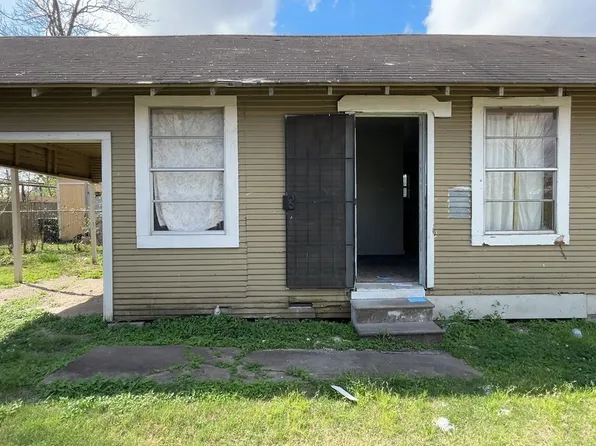 6201 Saint Augustine St, Houston, TX 77021