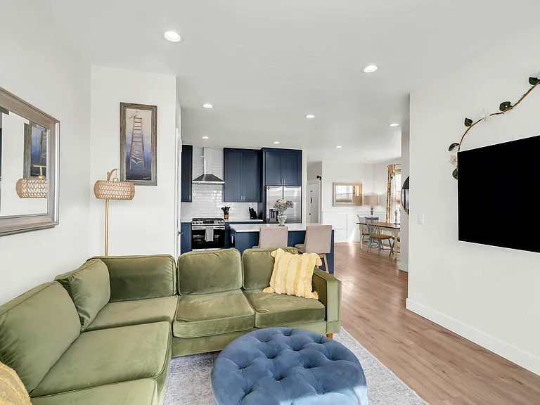 295 Gray Jay Ct — Photo 5