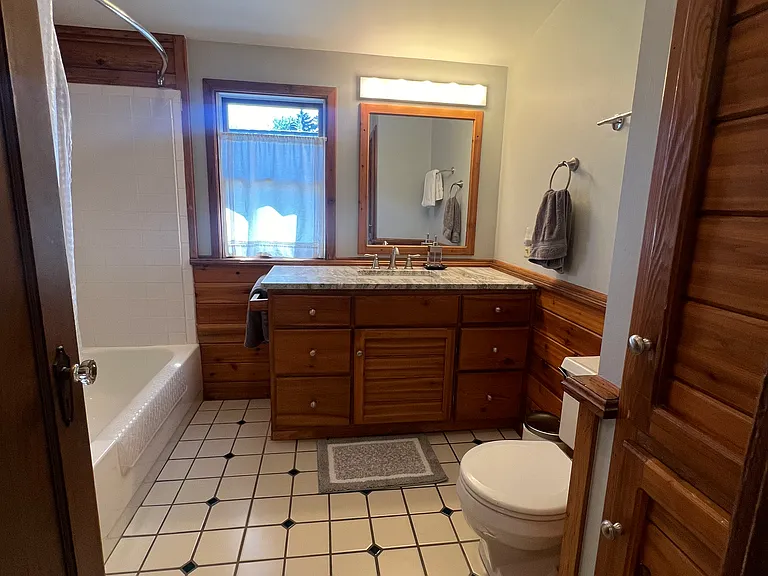 Upstairs Bathroom