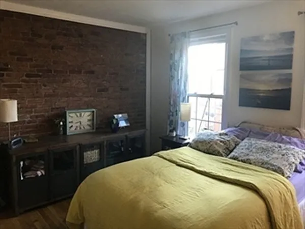 4 Wigglesworth St #2 — Photo 9